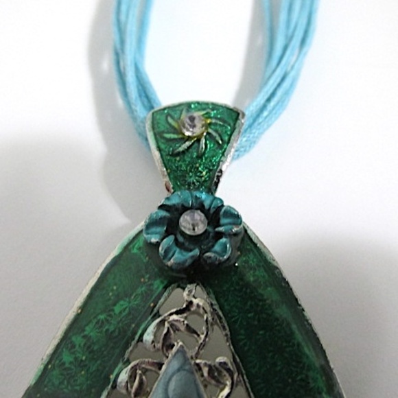 Large Silver Tone Green Emaille Pendant with Rhinestones - Picture 4 of 8